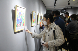 青海省圖書館舉辦“閱讀繁華開(kāi)·書香浸滿懷”主題繪畫展